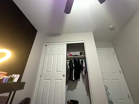 foxy_ana13's cam snapshot