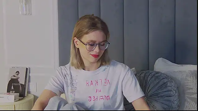 Ivy_Allen's cam snapshot