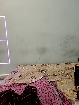 priya_26's cam snapshot