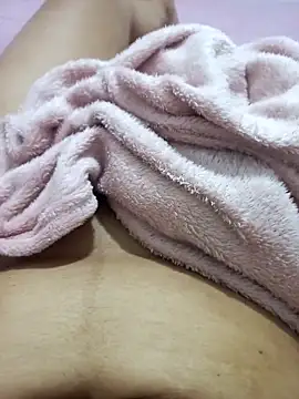 Bruna_bombom's cam snapshot