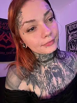 lucyhaunted's cam snapshot