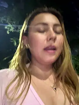 Sirel_'s cam snapshot