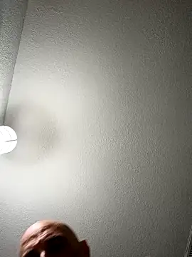 mikeystrong live sex cam