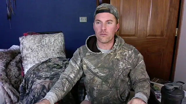 SpunRedneck live sex cam