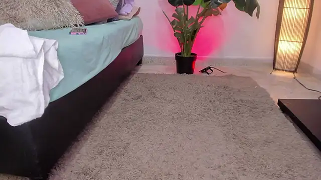 swt_kahia live sex cam