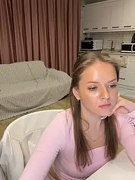 lunaaaaa23 live sex cam