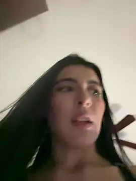 Cristal_Cerati_ live sex cam