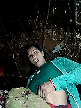 Cutsedi3's cam snapshot