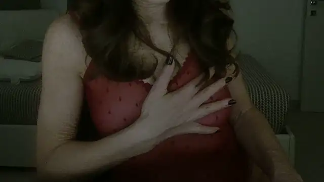 amara_2022's cam snapshot