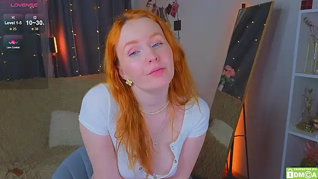 JoyceJones's cam snapshot