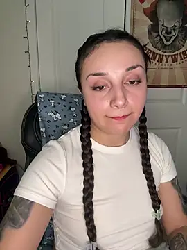 CharmingMaddie's cam snapshot