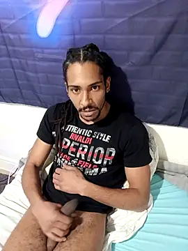 Mikaaa97 live sex cam