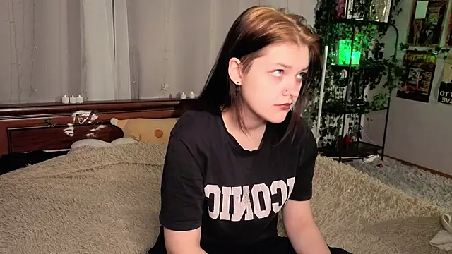 BevHanni's cam snapshot