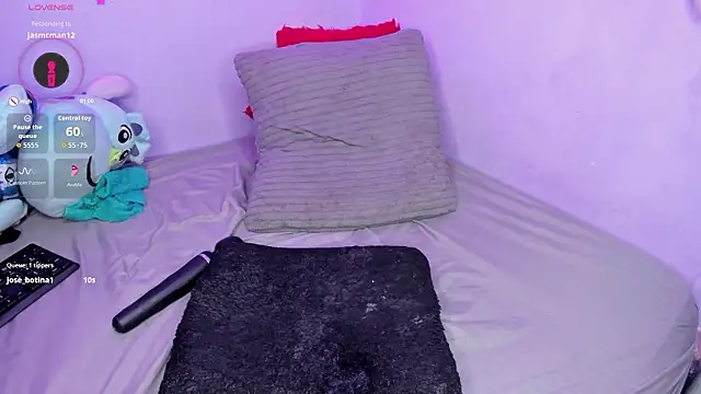 Sara_and_Lion live sex cam