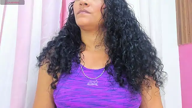 Bianca_slut1's cam snapshot