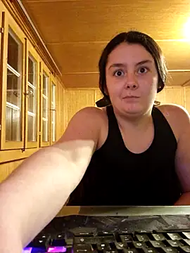 YoungLiisaxx live sex cam