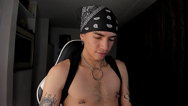 Darkodark0 live sex cam