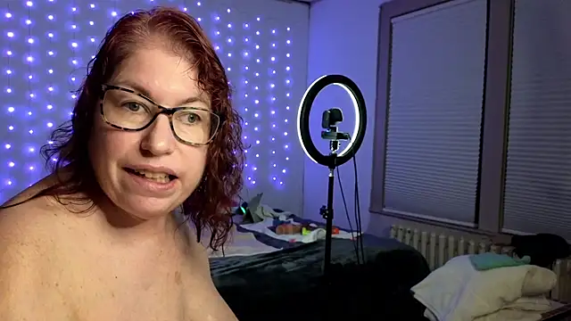 luvely_gurl live sex cam