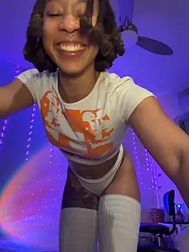 thebrattygoddess live sex cam