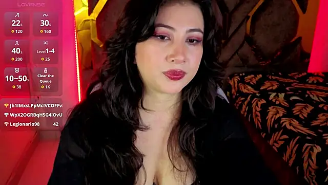 Luvienne's cam snapshot