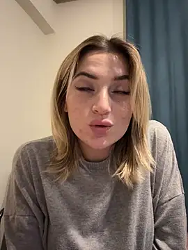 yaprakmericc's cam snapshot