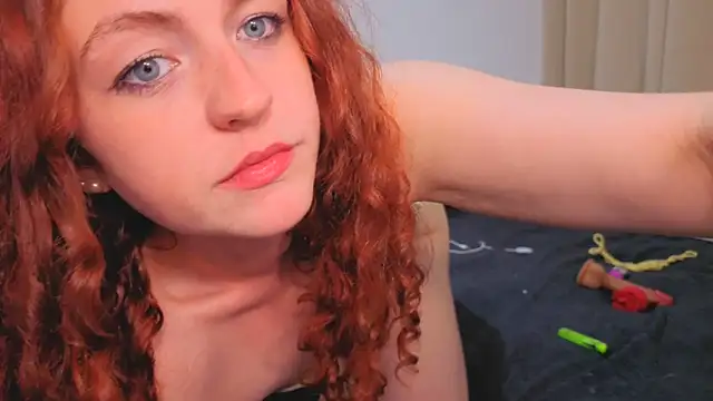 ENGLISHEMILY_69's cam snapshot