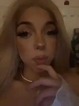 MiaTamara's cam snapshot