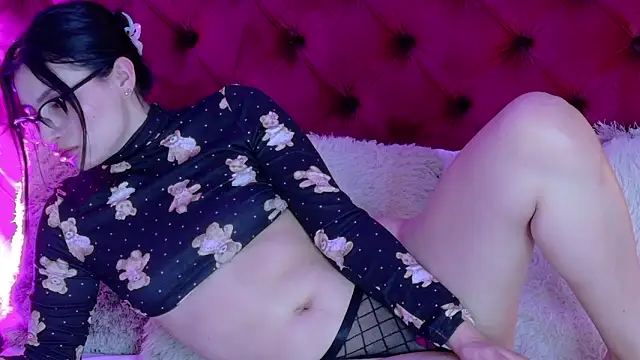 ZaraGold's cam snapshot