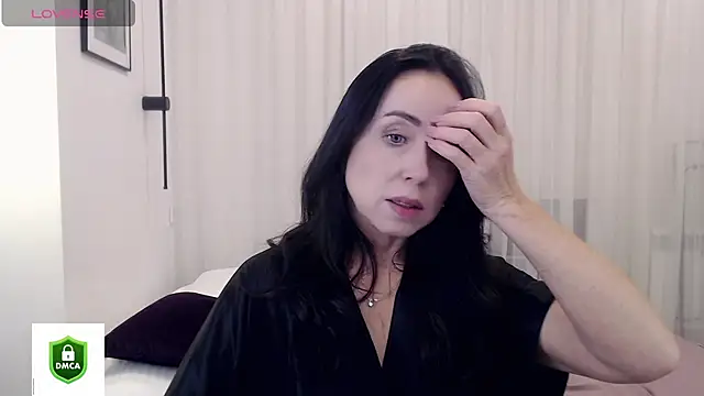 beautiful_moon3's cam snapshot