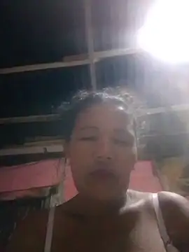 sara_milf777's cam snapshot