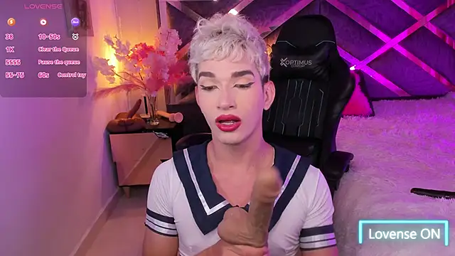 Cherry_zayden_'s cam snapshot