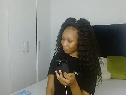 LustyBerry's cam snapshot