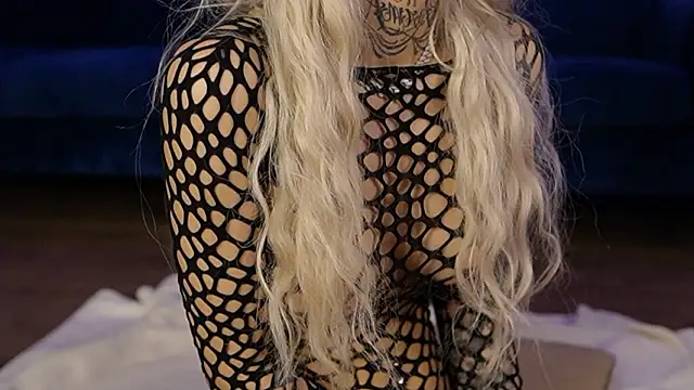 blondie_muller's cam snapshot