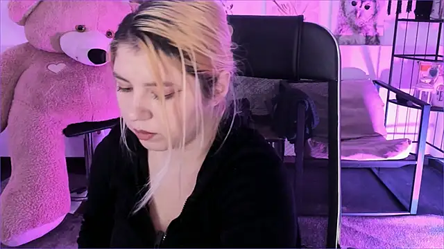 DiaAngell's cam snapshot