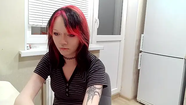 Shine_Luna's cam snapshot