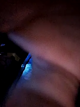 lady_and_charly's cam snapshot