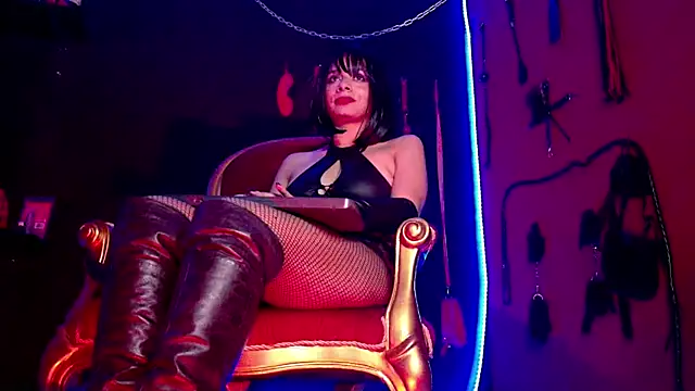 amy-mistress's cam snapshot