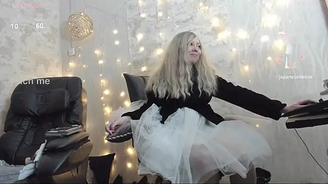 xKoreanGirl's cam snapshot