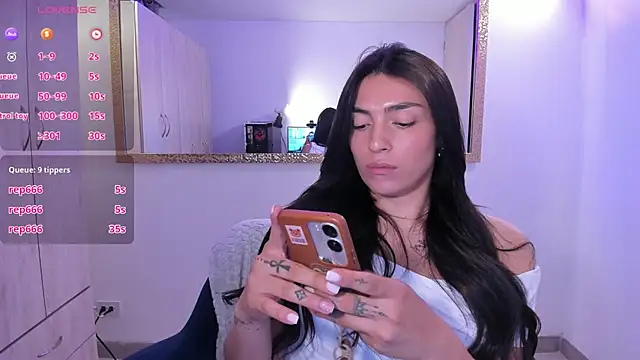 EricaVanderhill live sex cam