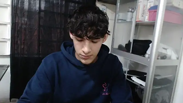 MaxStar26's cam snapshot