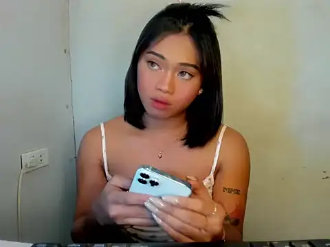 Exotic_alyssa69 live sex cam