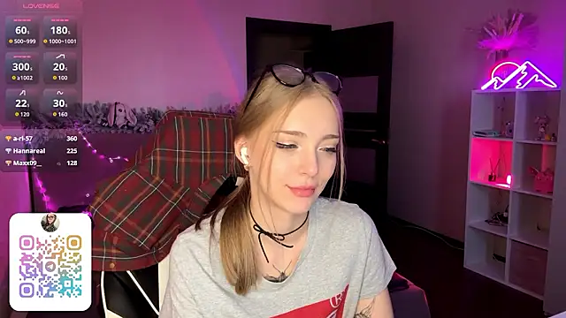 EvaPeace's cam snapshot