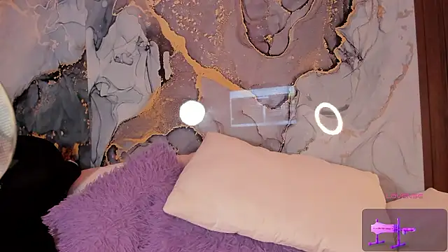 Emmayourgirl's cam snapshot