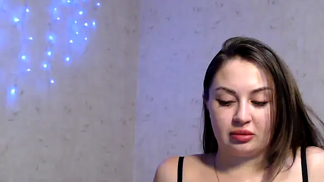 Tayagirl's cam snapshot