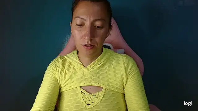 kaybabyhot's cam snapshot