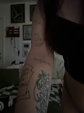 Alix_Valentine's cam snapshot