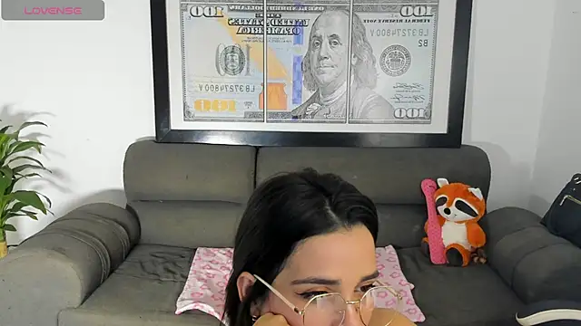 LucianaMoreau's cam snapshot