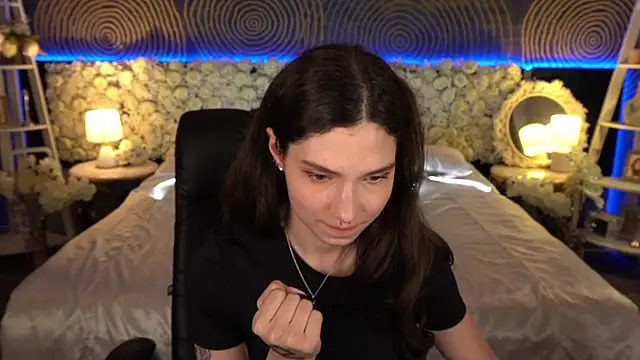 BabyFlowerr's cam snapshot