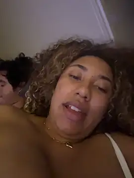 lauraltt live sex cam