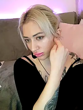 Gina-Lumara's cam snapshot